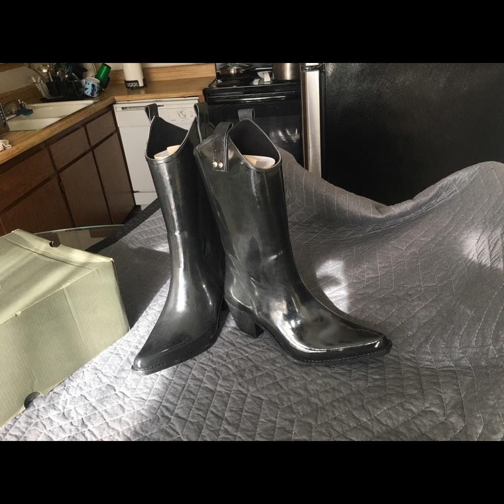 Rain boots